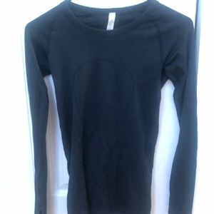 Lululemon long sleeve top